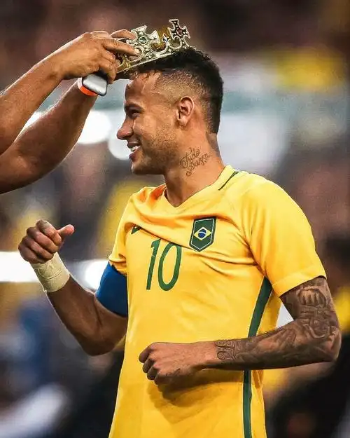 但他卻從未 但他卻從未